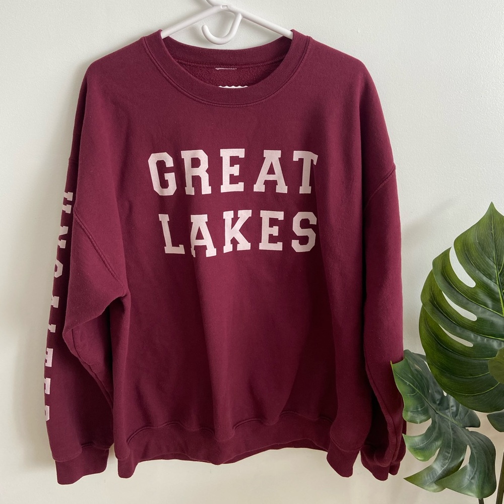 Y2K Great Lake crewneck